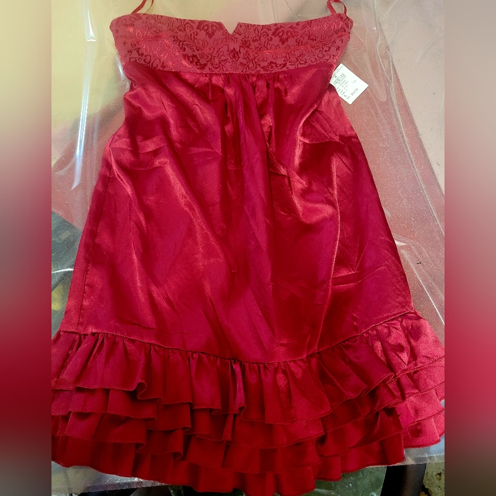 New with tags small red charlotte Russe dress